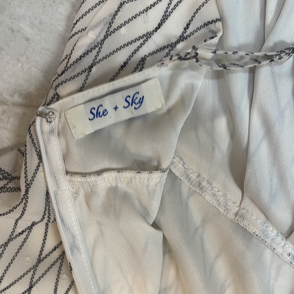She + Sky dress white sheer lines Spagetti adjustable strap new never worn - Picture 8 of 8